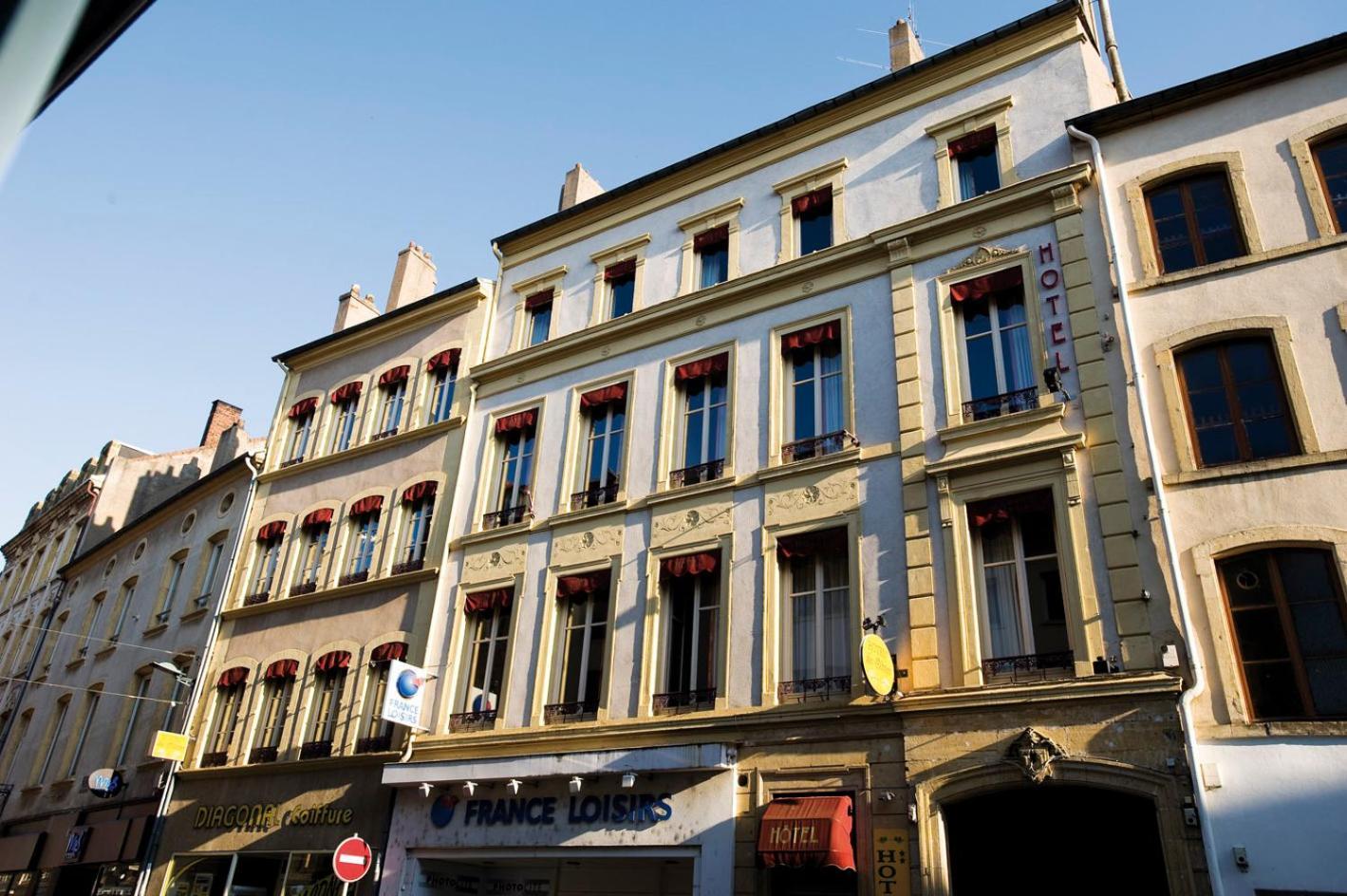 Logis-Hotel Des Oliviers Τιονβίλ Εξωτερικό φωτογραφία